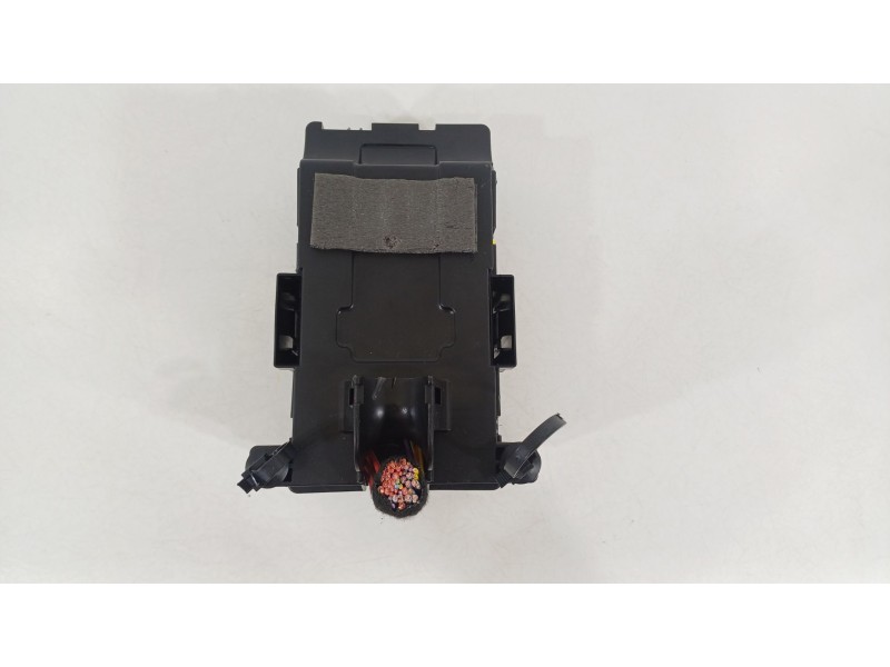 Recambio de caja reles / fusibles para opel mokka x 120 aniversario start/stop referencia OEM IAM 1802122512  