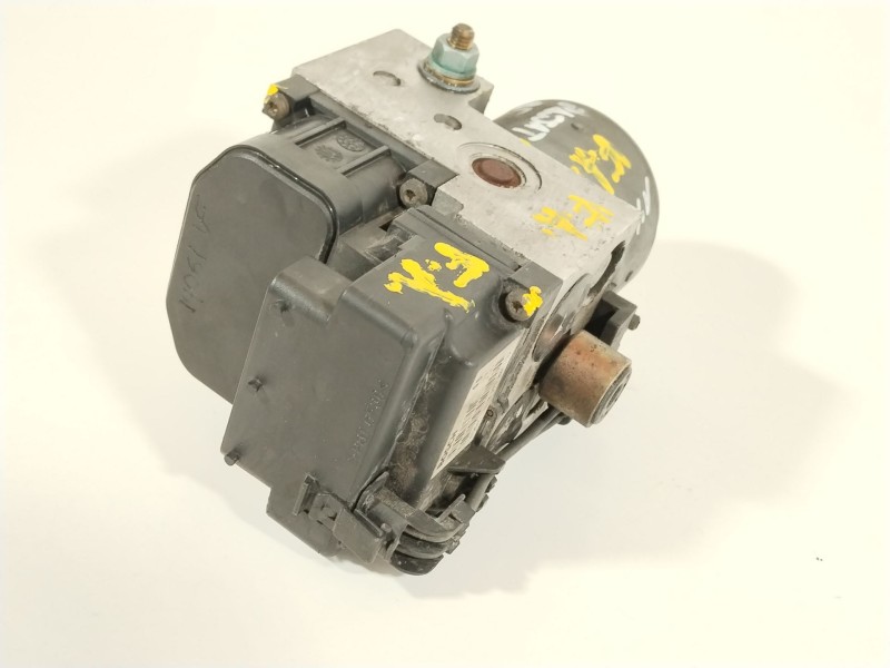 Recambio de abs para volkswagen passat b5 (3b2) 1.9 tdi referencia OEM IAM 8E0614111   Recambio de abs para volkswagen passat b5 (3b2) 1.9 tdi referencia OEM IAM 8E0614111
