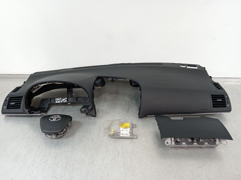 Recambio de kit airbag para toyota avensis (t27) active referencia OEM IAM 5547305010 8917005230 Y01841910