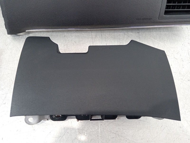 Recambio de kit airbag para toyota avensis (t27) active referencia OEM IAM 5547305010 8917005230 Y01841910