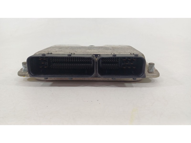 Recambio de centralita motor uce para audi a3 (8l1) 1.9 tdi referencia OEM IAM 038906019CK  