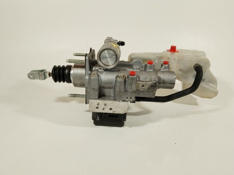 Recambio de servofreno para toyota c-hr ax1t(eu,m)/zyx10(h)/zyx10l-ahxgbw(3a) referencia OEM IAM 4721010040  