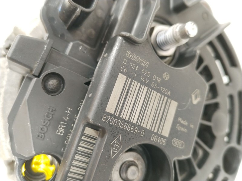 Recambio de alternador para renault scénic ii (jm0/1_) 2.0 dci (jm1k) referencia OEM IAM 8200356669D  