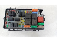 Recambio de caja reles / fusibles para opel corsa d (s07) 1.7 cdti (l08, l68) referencia OEM IAM 13217395EJ  