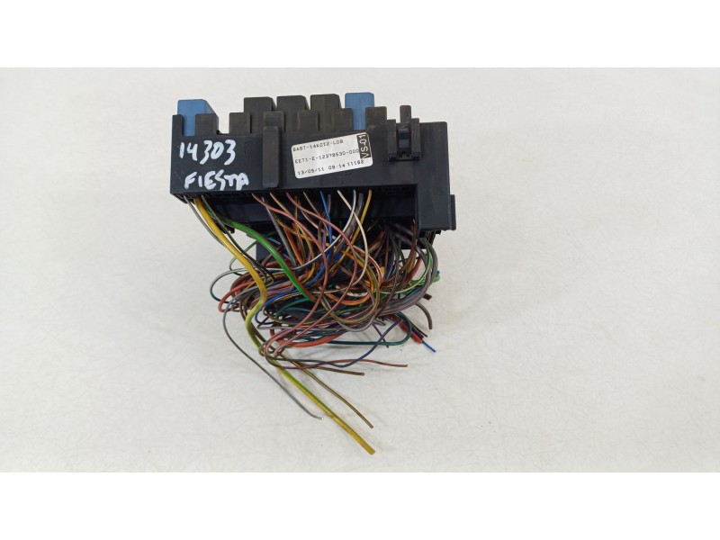 Recambio de caja reles / fusibles para ford fiesta vi (cb1, ccn) 1.25 referencia OEM IAM BA6T14K012LDB  BA6T14K012