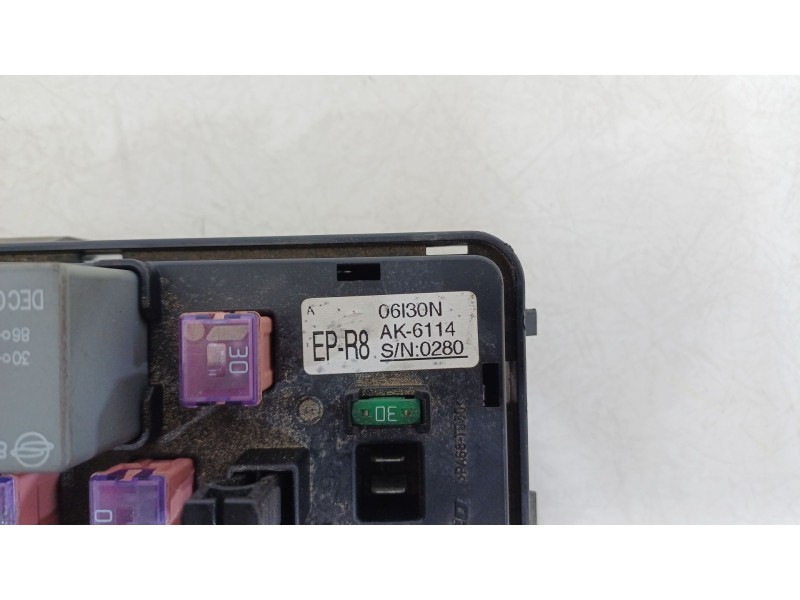 Recambio de caja reles / fusibles para ssangyong kyron 200 xdi limited referencia OEM IAM AK6114  06130N
