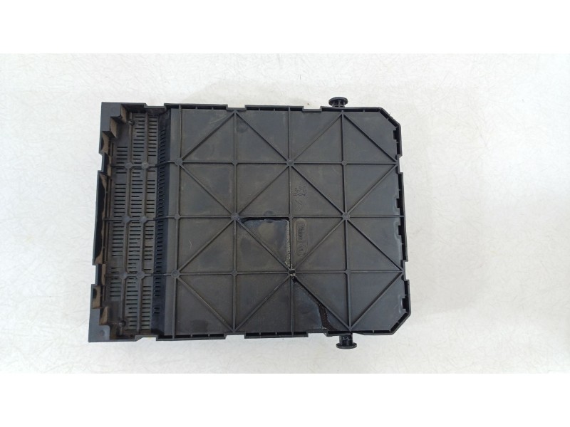 Recambio de caja reles / fusibles para citroën c2 (jm_) 1.6 vts referencia OEM IAM 9659285380  