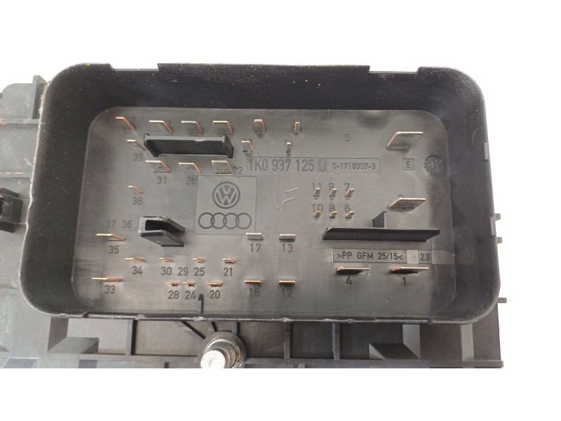 Recambio de caja reles / fusibles para seat leon (1p1) 1.9 tdi referencia OEM IAM 1K0937125D  