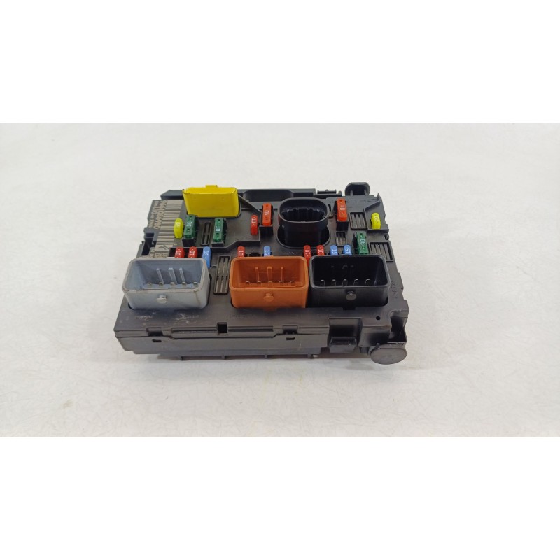 Recambio de caja reles / fusibles para peugeot 207/207+ (wa_, wc_) 1.4 16v referencia OEM IAM 9661086980  BSML1000