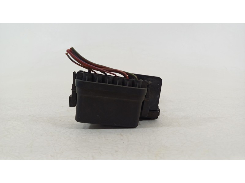 Recambio de caja reles / fusibles para volkswagen polo v (6r1, 6c1) 1.6 tdi referencia OEM IAM 6R0937550A  