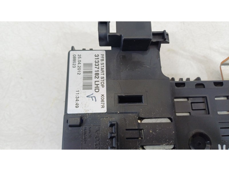 Recambio de caja reles / fusibles para volvo xc60 i suv (156) d3 / d4 referencia OEM IAM 31337182LHD  31337182