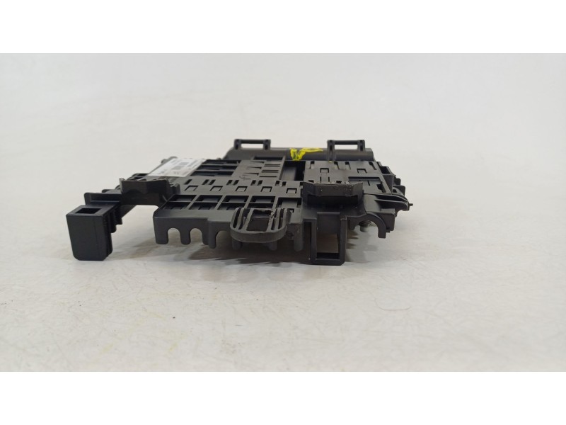 Recambio de caja reles / fusibles para volvo xc60 i suv (156) d3 / d4 referencia OEM IAM 30659092  109800