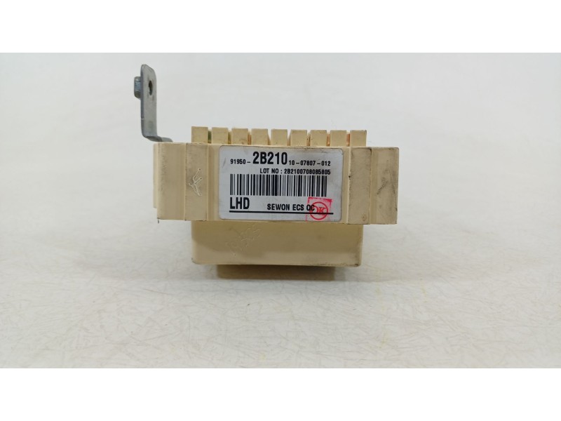 Recambio de caja reles / fusibles para hyundai santa fé ii (cm) 2.2 crdi referencia OEM IAM 919502B210  