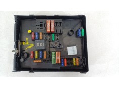 Recambio de caja reles / fusibles para skoda yeti (5l) 1.2 tsi referencia OEM IAM 1K0937125D  