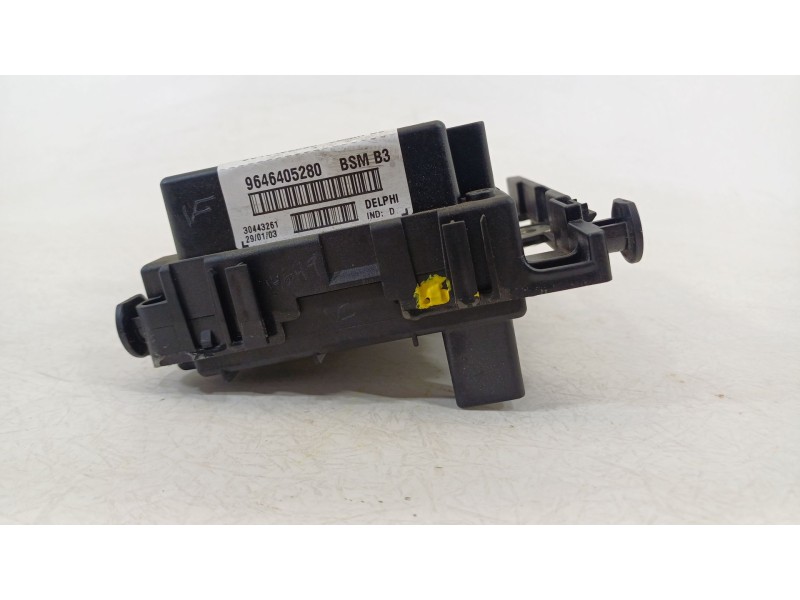 Recambio de caja reles / fusibles para peugeot 206 hatchback (2a/c) 2.0 hdi 90 referencia OEM IAM 9646405280  