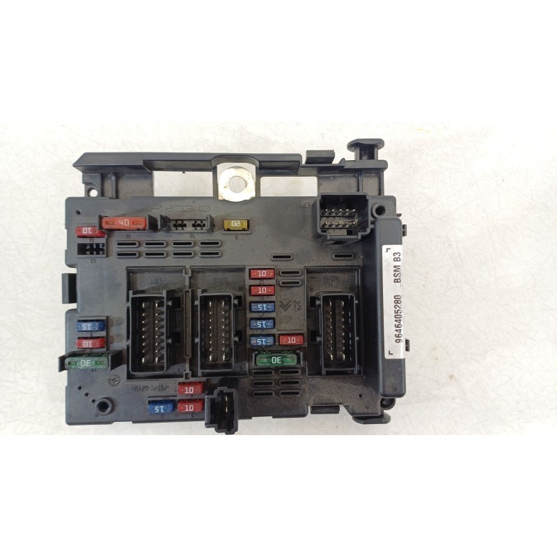 Recambio de caja reles / fusibles para peugeot 206 hatchback (2a/c) 2.0 hdi 90 referencia OEM IAM 9646405280  