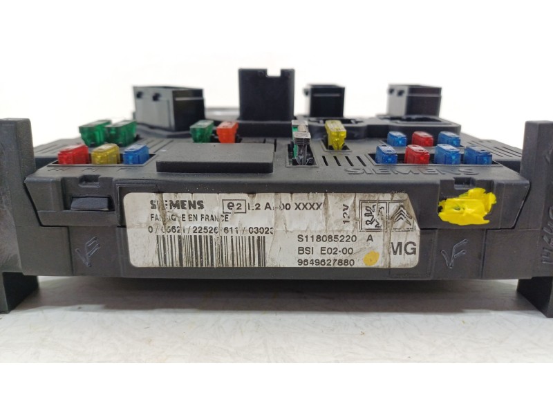 Recambio de caja reles / fusibles para peugeot 206 hatchback (2a/c) 2.0 hdi 90 referencia OEM IAM 9649627880  
