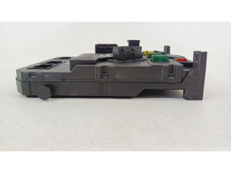 Recambio de caja reles / fusibles para peugeot 206 hatchback (2a/c) 2.0 hdi 90 referencia OEM IAM 9649627880  