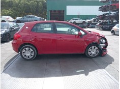 toyota auris (_e15_) del año 2007