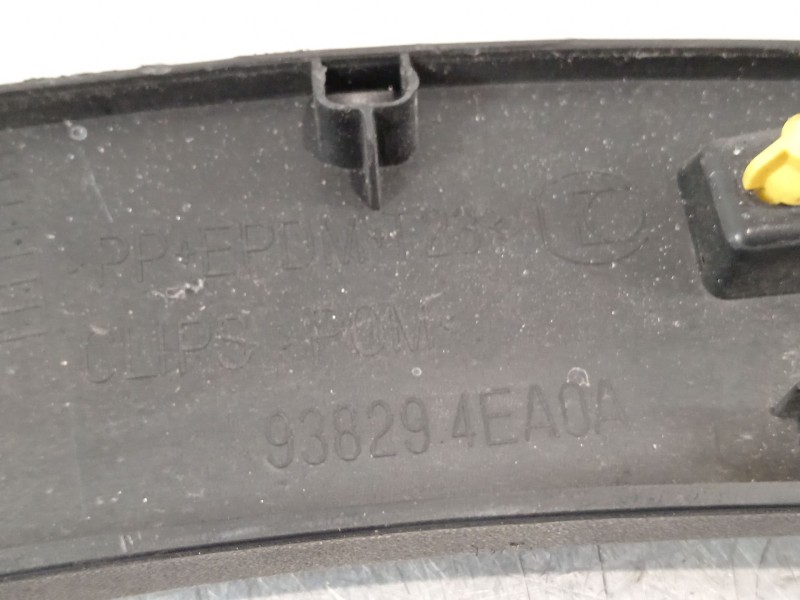 Recambio de aletin trasero izquierdo para nissan qashqai (j11) 360 referencia OEM IAM 938294EA0A  