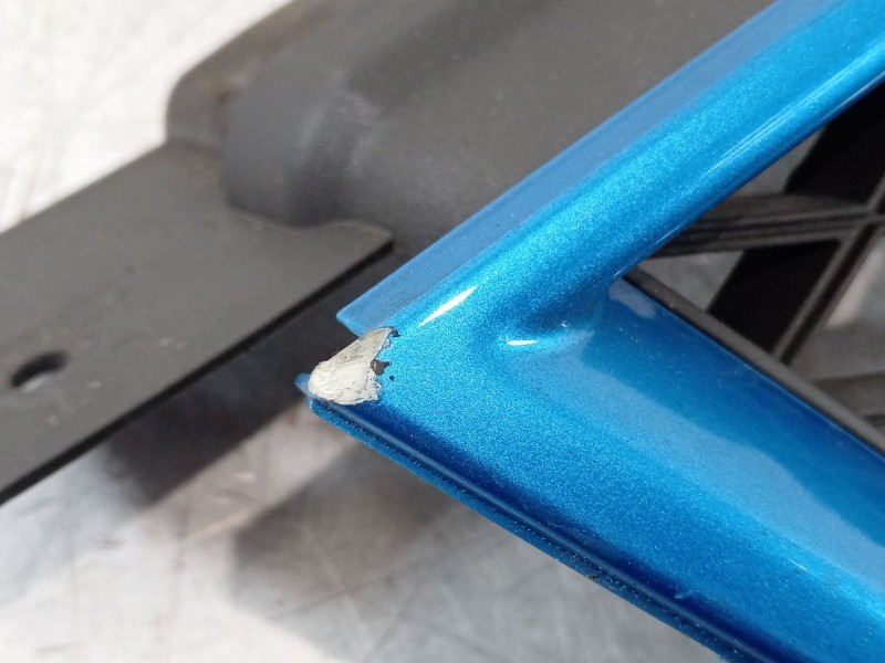 Recambio de rejilla delantera para ford focus ii (da_, hcp, dp) 2.0 tdci referencia OEM IAM 4M518C436B  