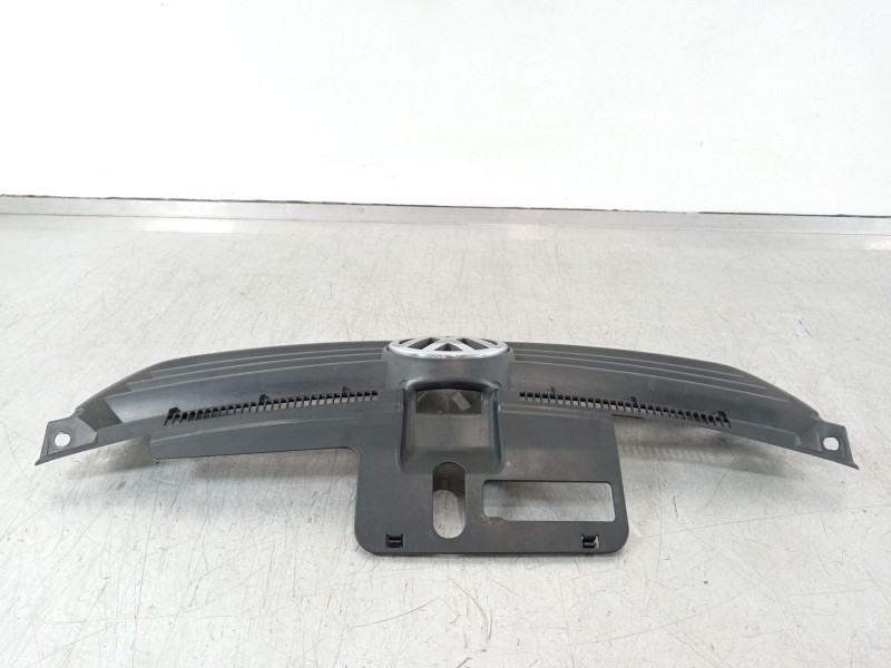 Recambio de rejilla delantera para volkswagen polo iv (9n_, 9a_) 1.4 16v referencia OEM IAM 6Q085365C  1J5853601A