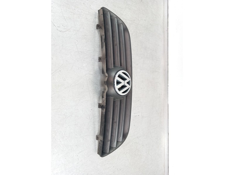 Recambio de rejilla delantera para volkswagen polo iv (9n_, 9a_) 1.4 tdi referencia OEM IAM 6Q0853653E  1T0853601 Recambio de rejilla delantera para volkswagen polo iv (9n_, 9a_) 1.4 tdi referencia OEM IAM 6Q0853653E  1T0853601
