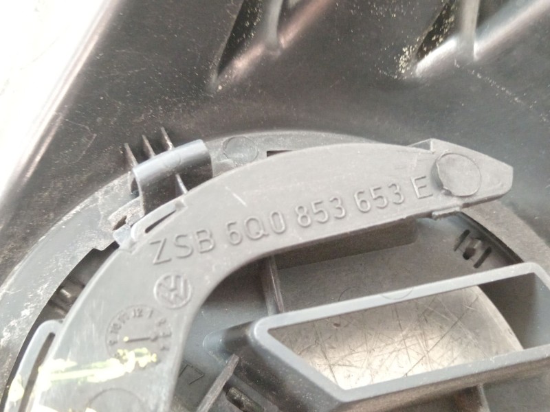 Recambio de rejilla delantera para volkswagen polo iv (9n_, 9a_) 1.4 tdi referencia OEM IAM 6Q0853653E  1T0853601 Recambio de rejilla delantera para volkswagen polo iv (9n_, 9a_) 1.4 tdi referencia OEM IAM 6Q0853653E  1T0853601
