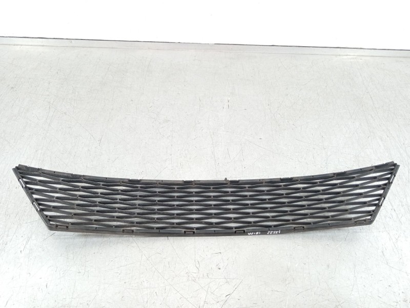 Recambio de rejilla paragolpes delantero para seat ibiza iv (6j5, 6p1) 1.2 tsi referencia OEM IAM 6J0853667C  