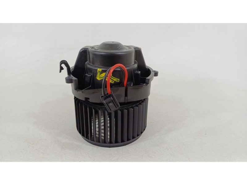 Recambio de ventilador calefaccion para bmw i3 (i01) i3 referencia OEM IAM 64119297751  