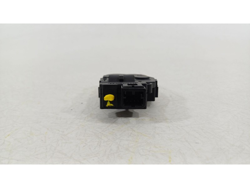 Recambio de motor apertura trampillas climatizador para bmw i3 (i01) i3 referencia OEM IAM 64119321034  28032017