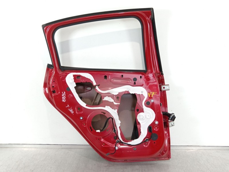 Recambio de puerta trasera izquierda para peugeot 208 1.2 12v vti referencia OEM IAM   