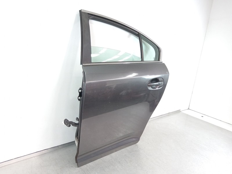 Recambio de puerta trasera izquierda para toyota avensis (t27) active referencia OEM IAM   