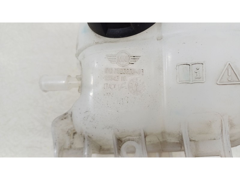 Recambio de deposito expansion para bmw i3 (i01) i3 referencia OEM IAM 17137823626  