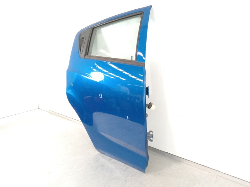 Recambio de puerta trasera derecha para chevrolet spark basis referencia OEM IAM   