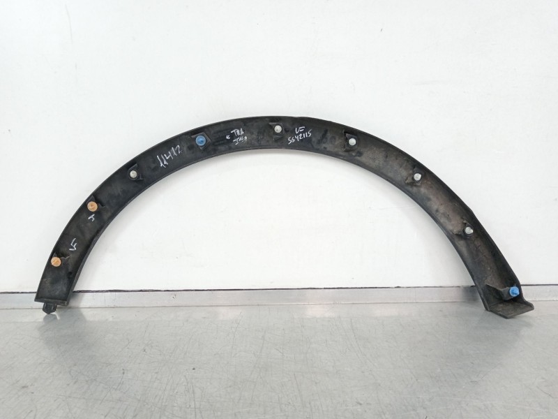 Recambio de aletin trasero izquierdo para renault captur limited referencia OEM IAM 788A38847R  