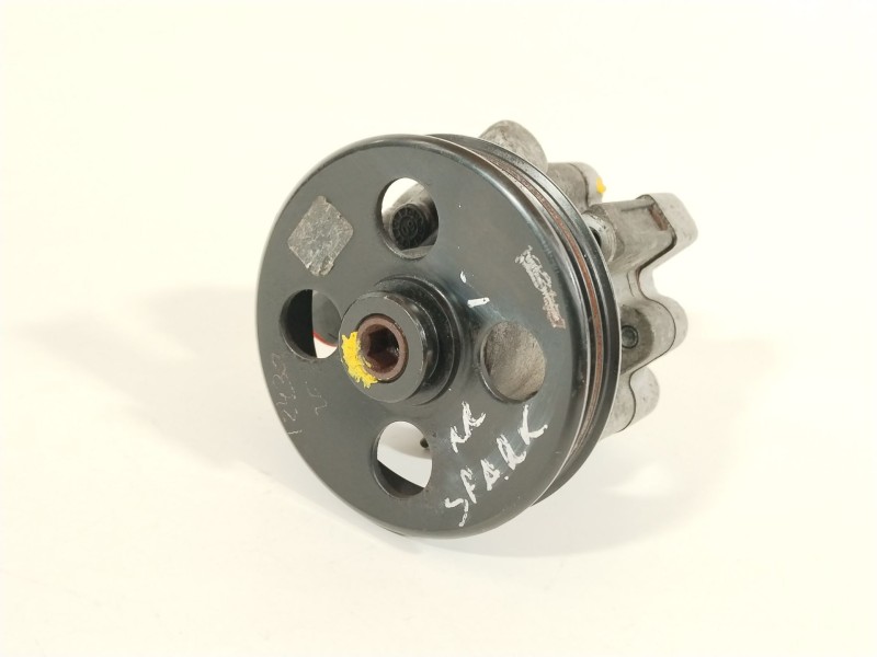 Recambio de bomba direccion para chevrolet spark basis referencia OEM IAM 96980873  