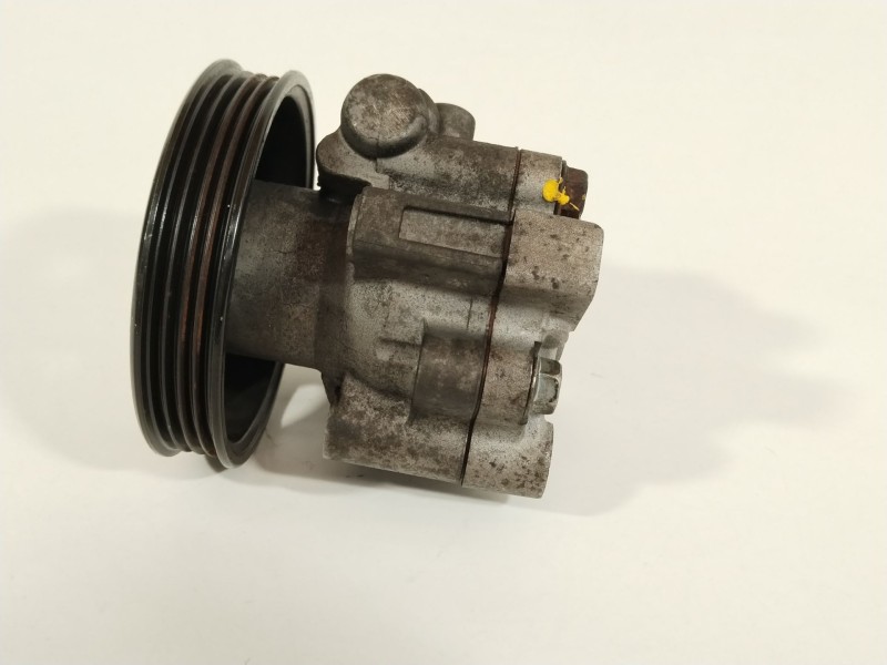 Recambio de bomba direccion para chevrolet spark basis referencia OEM IAM 96980873  