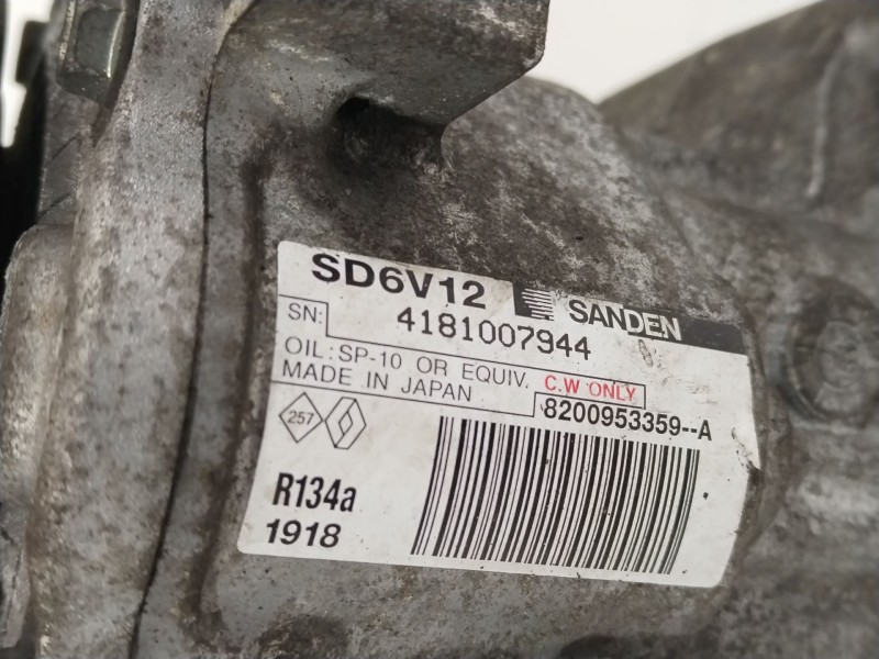 Recambio de compresor aire acondicionado para renault clio iii authentique referencia OEM IAM 8200953359A  