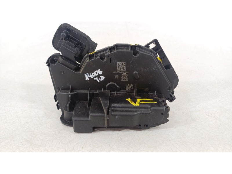 Recambio de cerradura puerta trasera derecha para seat arona (kj7, kjp) 1.0 tsi referencia OEM IAM 5TA839016L  