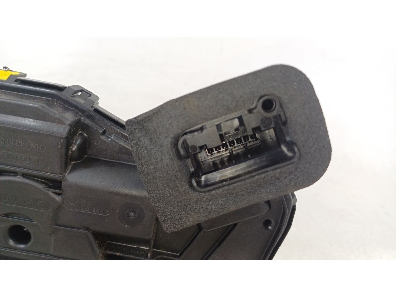Recambio de cerradura puerta trasera derecha para seat arona (kj7, kjp) 1.0 tsi referencia OEM IAM 5TA839016L  