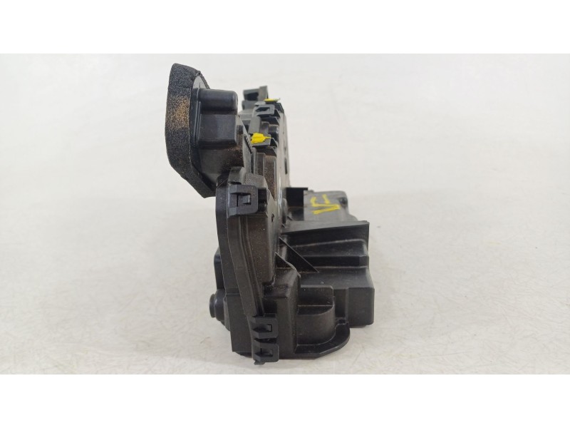 Recambio de cerradura puerta trasera derecha para seat arona (kj7, kjp) 1.0 tsi referencia OEM IAM 5TA839016L  