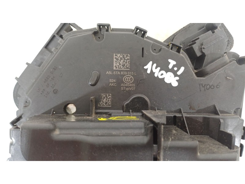Recambio de cerradura puerta trasera izquierda para seat arona (kj7, kjp) 1.0 tsi referencia OEM IAM 5TA839015L  