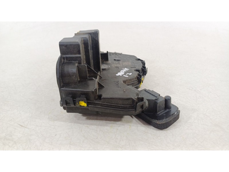 Recambio de cerradura puerta trasera izquierda para seat arona (kj7, kjp) 1.0 tsi referencia OEM IAM 5TA839015L  