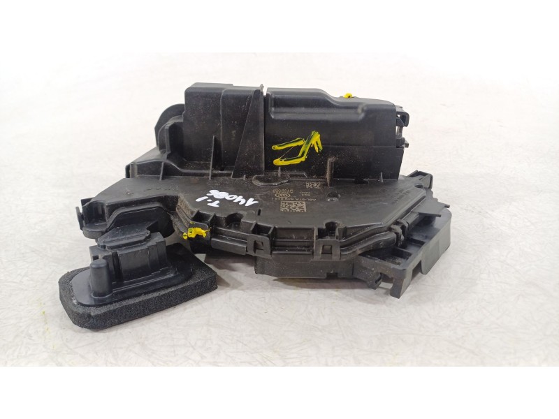 Recambio de cerradura puerta trasera izquierda para seat arona (kj7, kjp) 1.0 tsi referencia OEM IAM 5TA839015L  