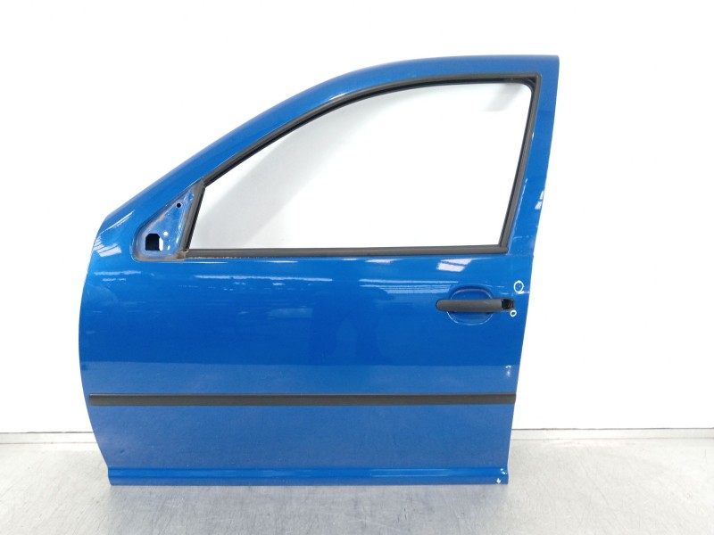 Recambio de puerta delantera izquierda para volkswagen golf iv (1j1) 1.6 referencia OEM IAM 1J4  