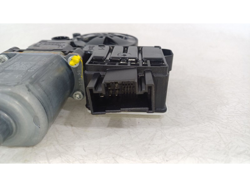 Recambio de motor elevalunas delantero izquierdo para seat arona (kj7, kjp) 1.0 tsi referencia OEM IAM 2Q1959405B  