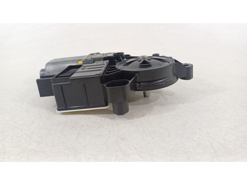 Recambio de motor elevalunas delantero izquierdo para seat arona (kj7, kjp) 1.0 tsi referencia OEM IAM 2Q1959405B  