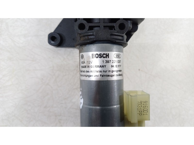 Recambio de bisagra capot para audi q7 (4mb, 4mg, 4mq) 3.0 tdi quattro referencia OEM IAM 4M0827852A  