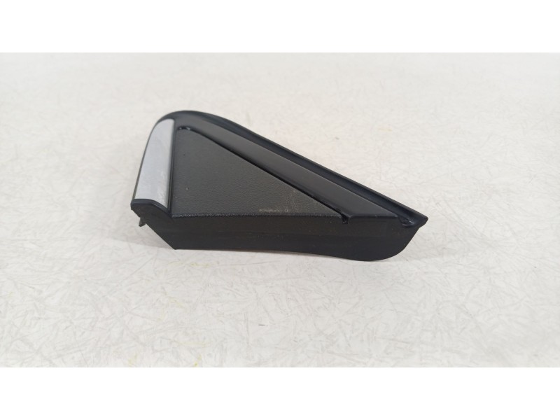 Recambio de moldura para seat arona (kj7, kjp) 1.0 tsi referencia OEM IAM 6F9853273F  